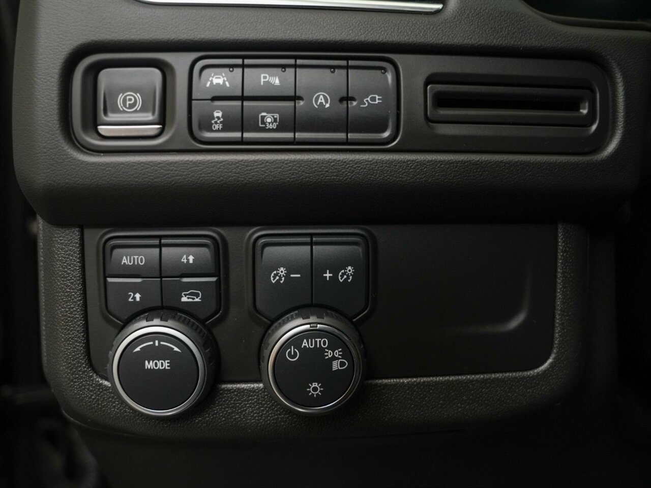 2022 Chevrolet Tahoe RST   - Photo 16 - Victorville, CA 92392