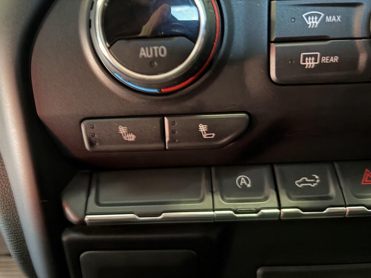 2020 Chevrolet Silverado 1500 LT - Photo 20 - Victorville, CA 92392