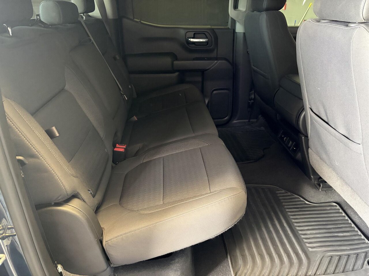 2020 Chevrolet Silverado 1500 LT - Photo 25 - Victorville, CA 92392