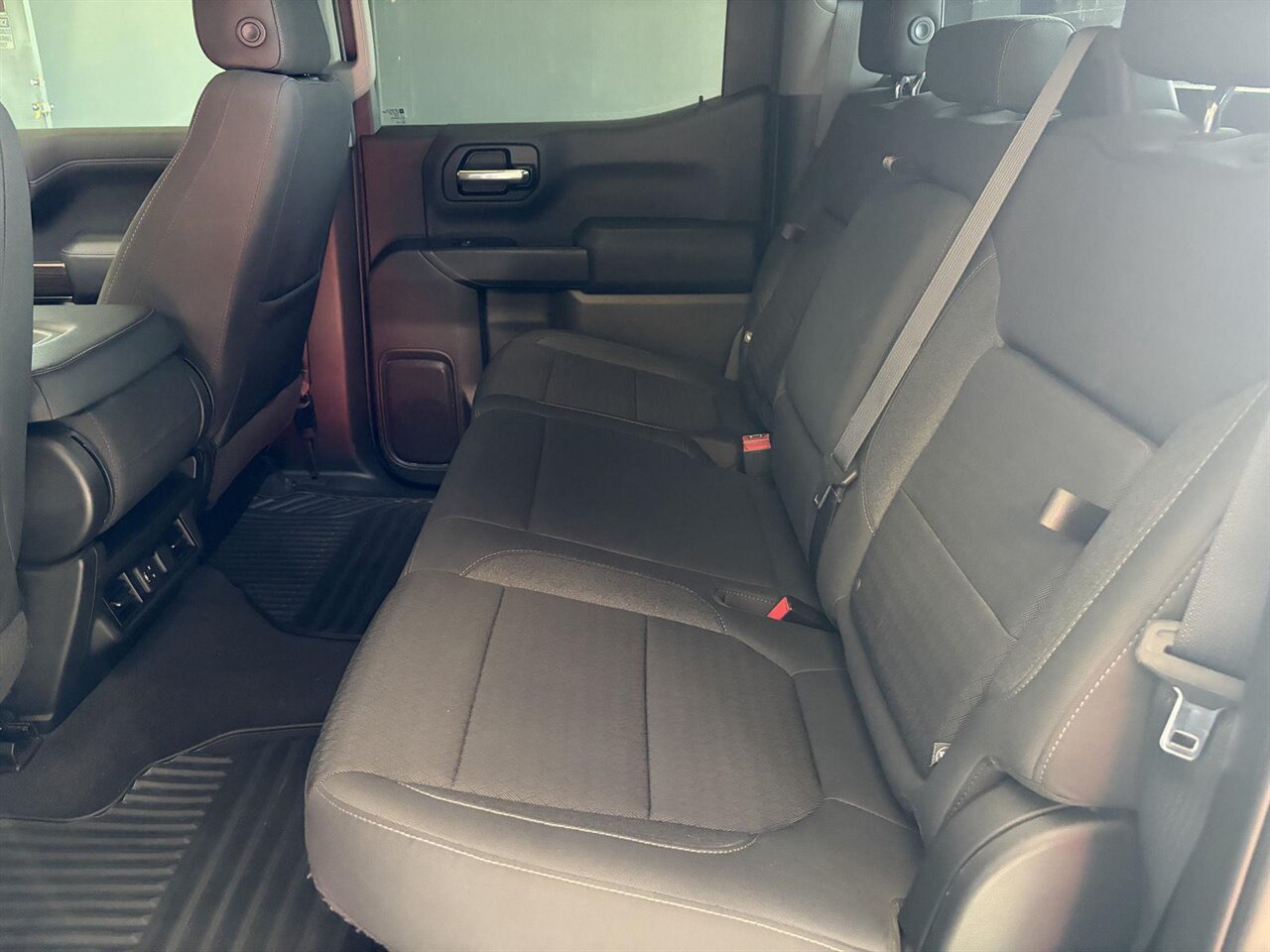 2020 Chevrolet Silverado 1500 LT - Photo 16 - Victorville, CA 92392