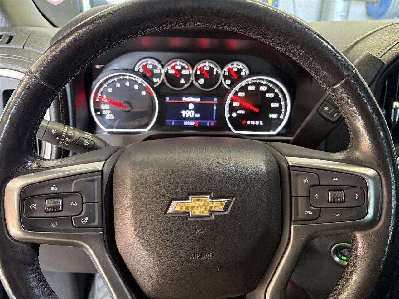 2020 Chevrolet Silverado 1500 LT - Photo 14 - Victorville, CA 92392
