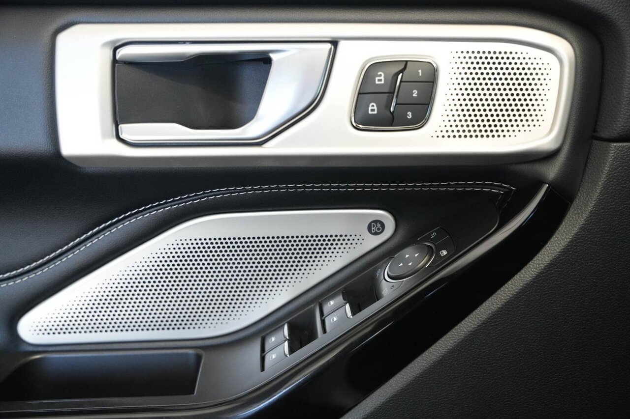 2021 Ford Explorer ST   - Photo 16 - Victorville, CA 92392