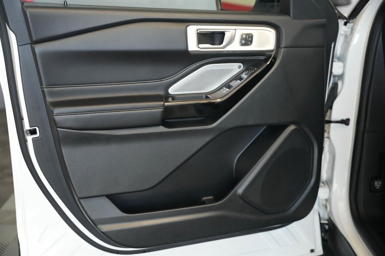 2021 Ford Explorer ST   - Photo 15 - Victorville, CA 92392