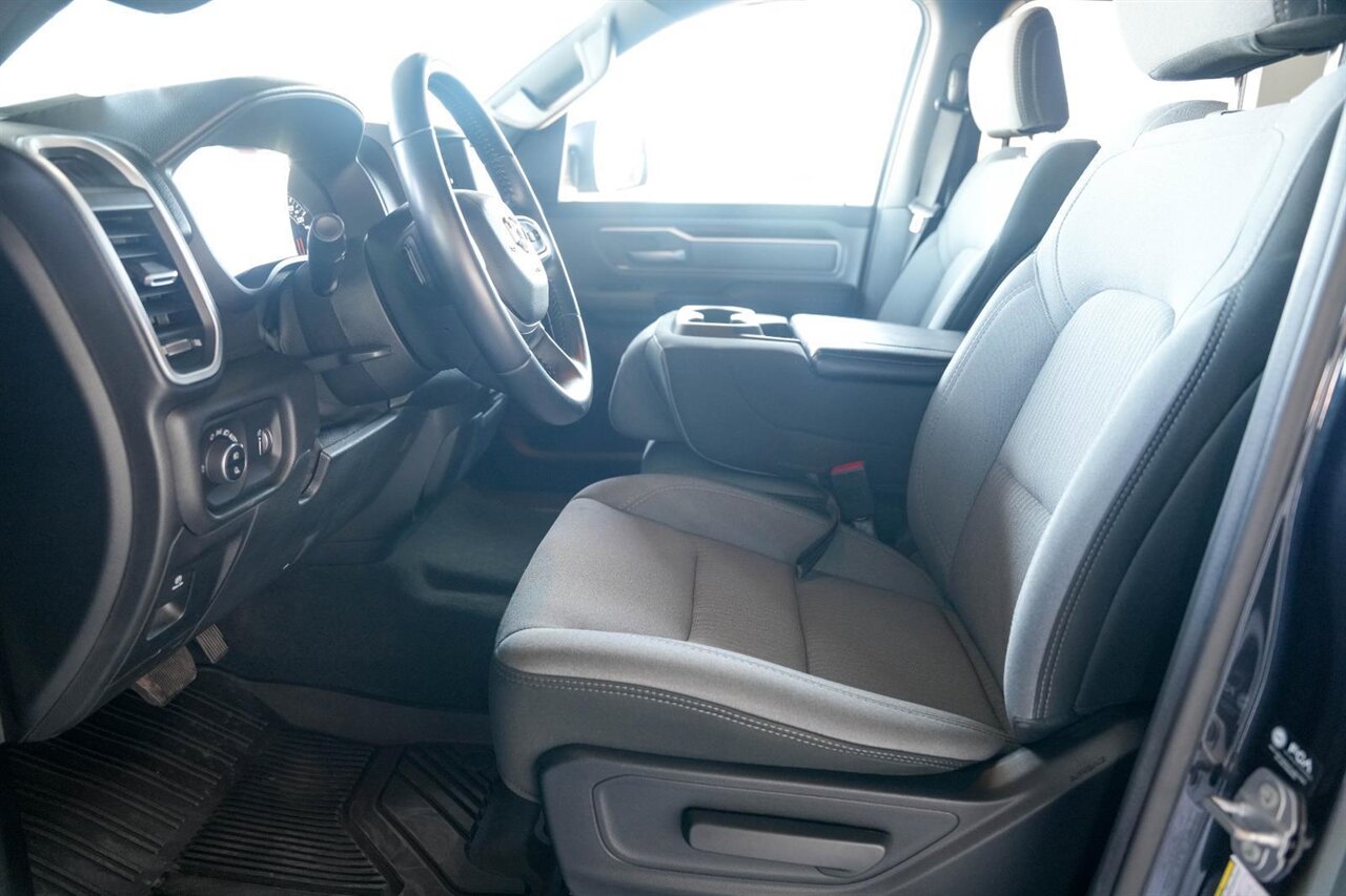 2021 RAM 1500 Big Horn   - Photo 2 - Victorville, CA 92392