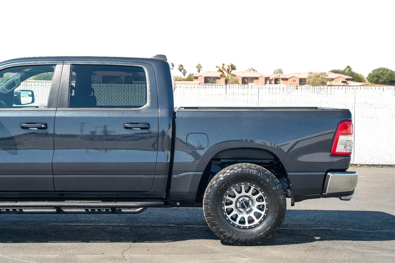 2021 RAM 1500 Big Horn   - Photo 11 - Victorville, CA 92392