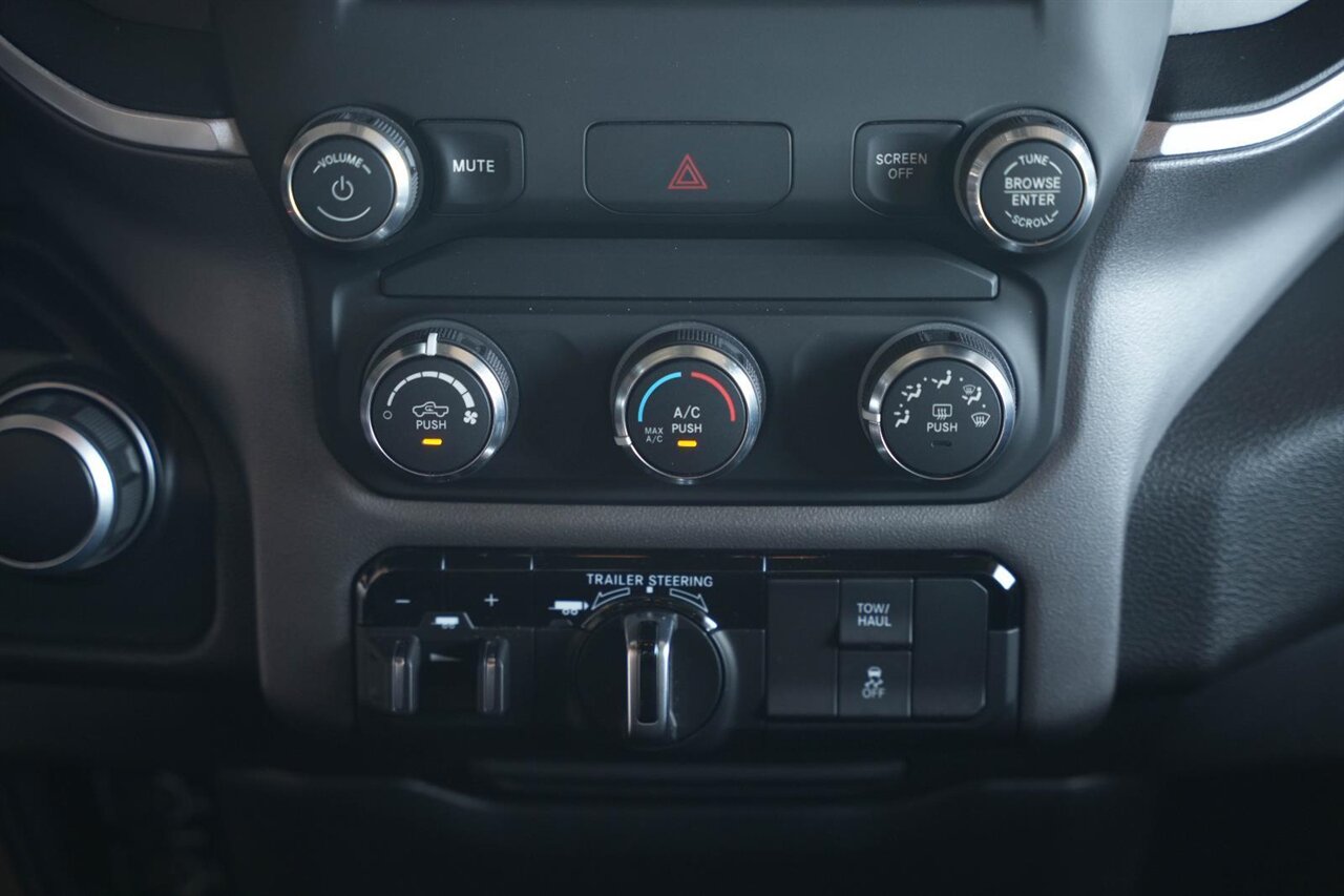 2021 RAM 1500 Big Horn   - Photo 31 - Victorville, CA 92392