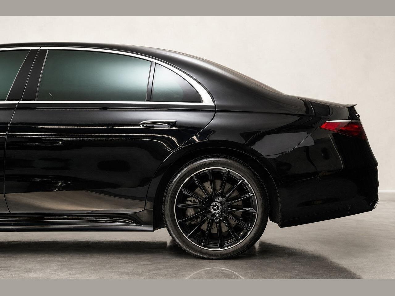 2022 Mercedes-Benz S 500 4MATIC AMG Sport Package - Photo 12 - Victorville, CA 92392