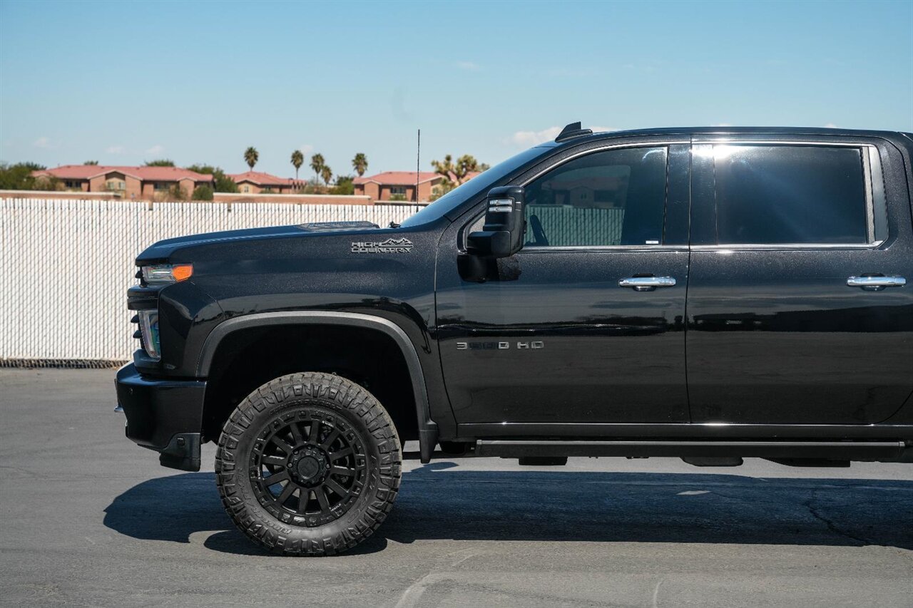 2022 Chevrolet Silverado 3500HD High Country   - Photo 7 - Victorville, CA 92392