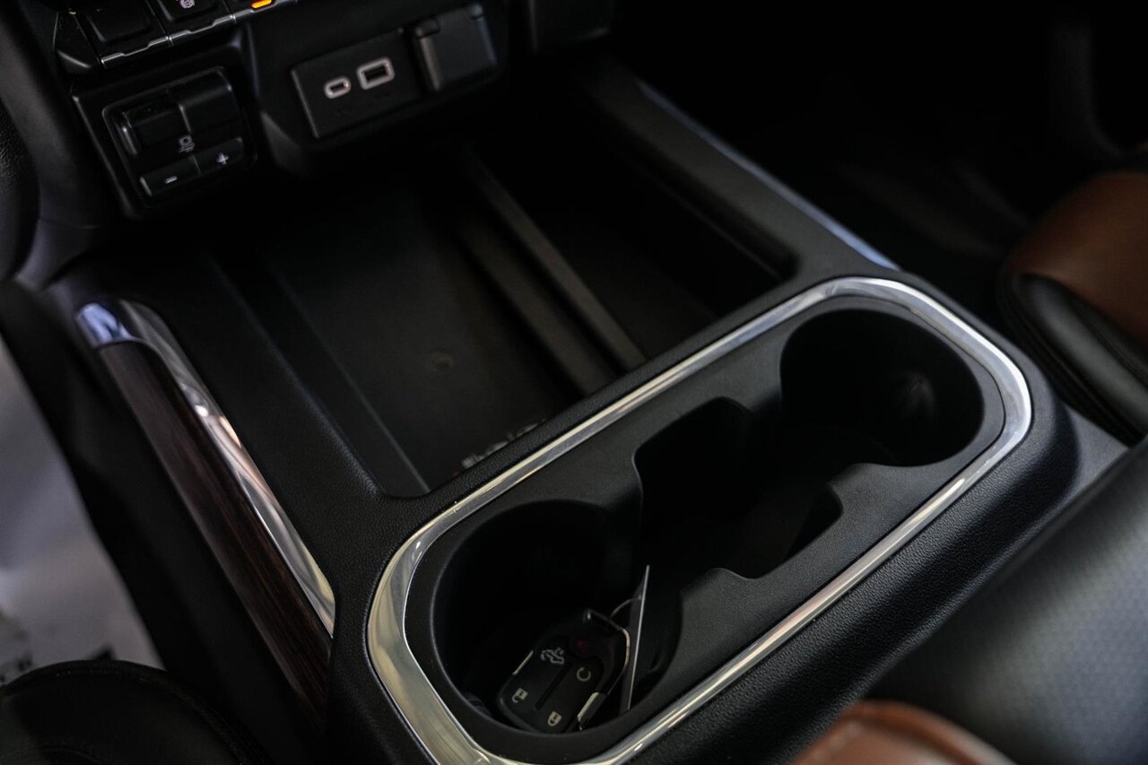 2022 Chevrolet Silverado 3500HD High Country   - Photo 23 - Victorville, CA 92392