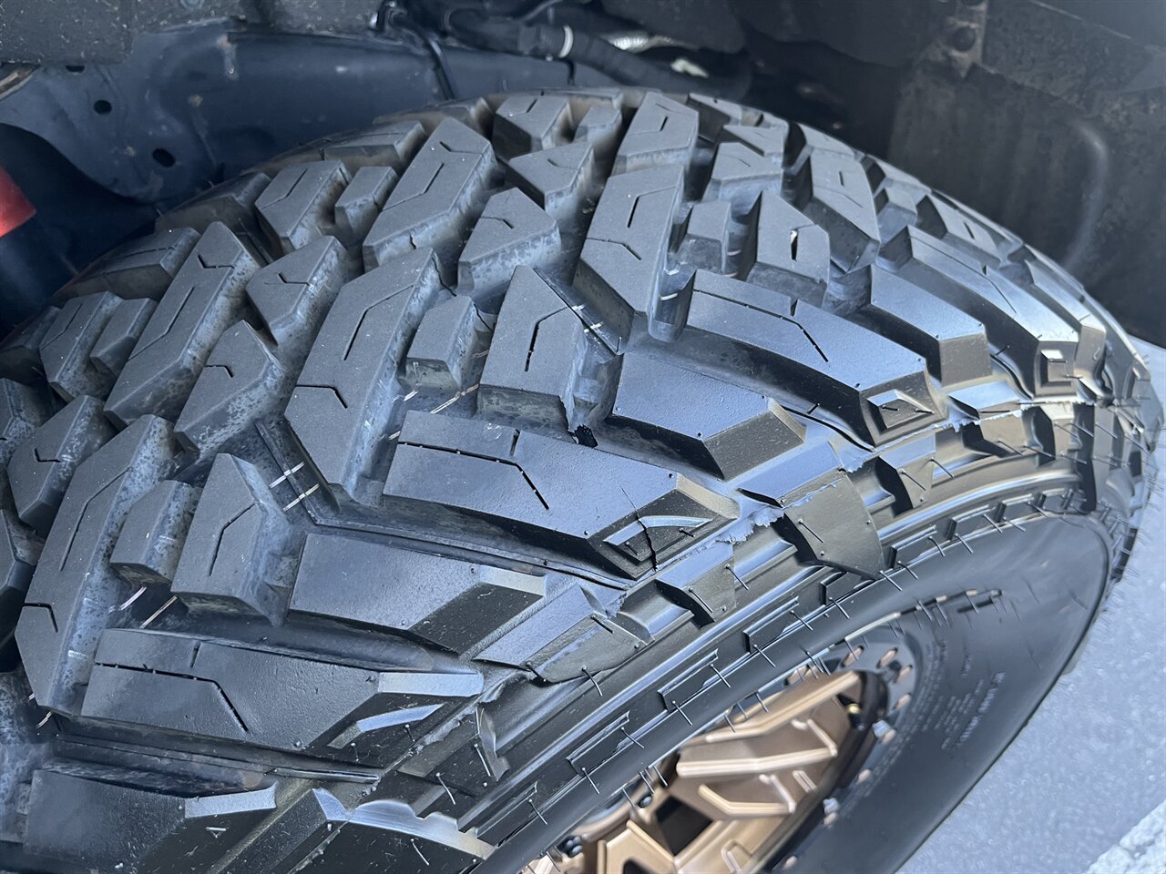 2023 Ford Bronco Raptor Fuel Wheels and Tires - Photo 13 - Victorville, CA 92392