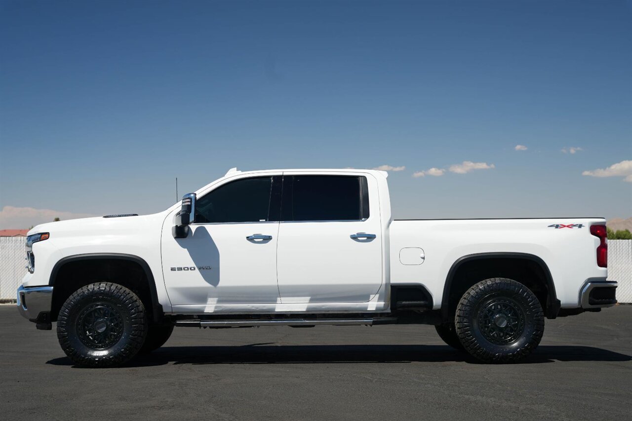 2024 Chevrolet Silverado 2500HD LTZ photo 5