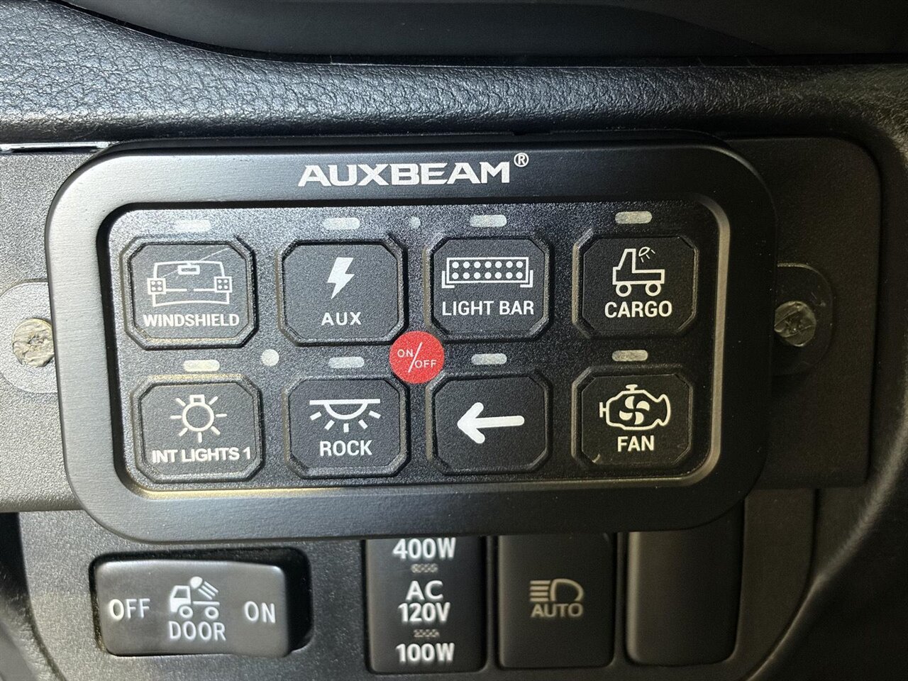 2018 Toyota Tacoma TRD Off-Road   - Photo 19 - Victorville, CA 92392