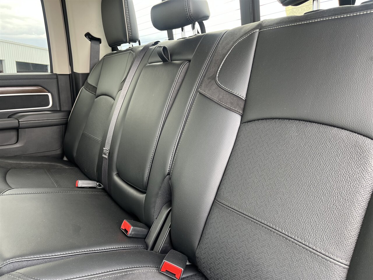2024 RAM 2500 Laramie 4x4 Cummins Diesel | Only 300 Miles | $5,000 in Upgrades Included - Photo 24 - Victorville, CA 92392