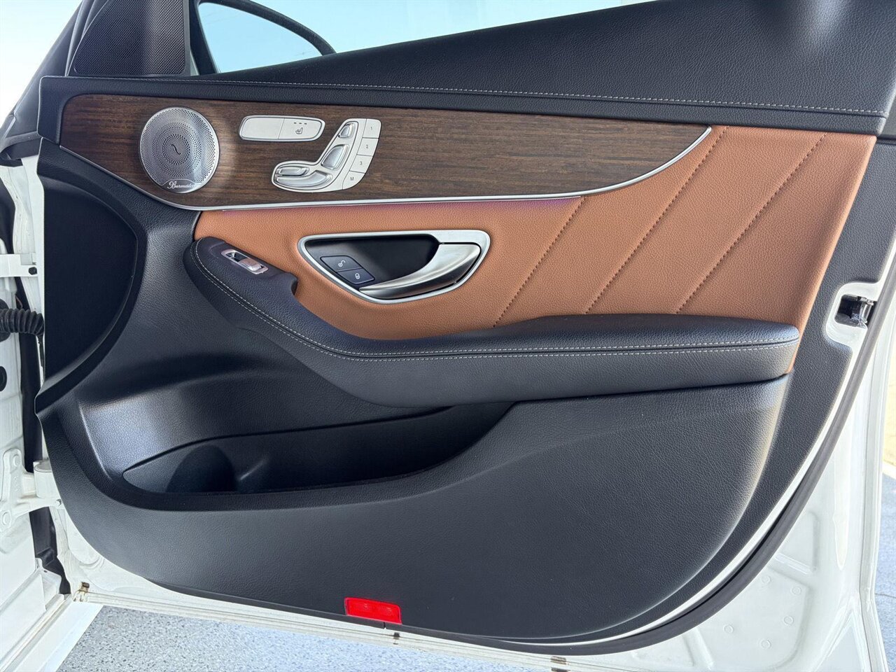 2020 Mercedes-Benz AMG C 43   - Photo 21 - Victorville, CA 92392