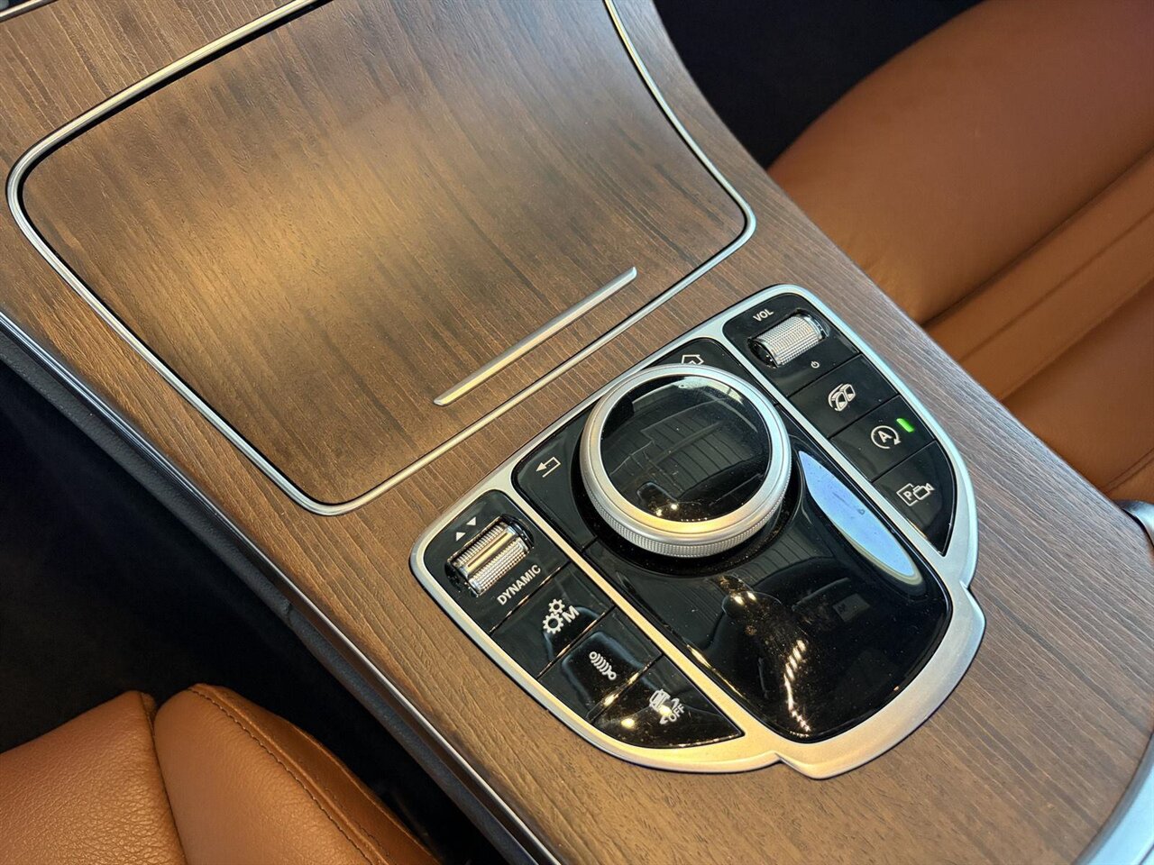 2020 Mercedes-Benz AMG C 43   - Photo 15 - Victorville, CA 92392