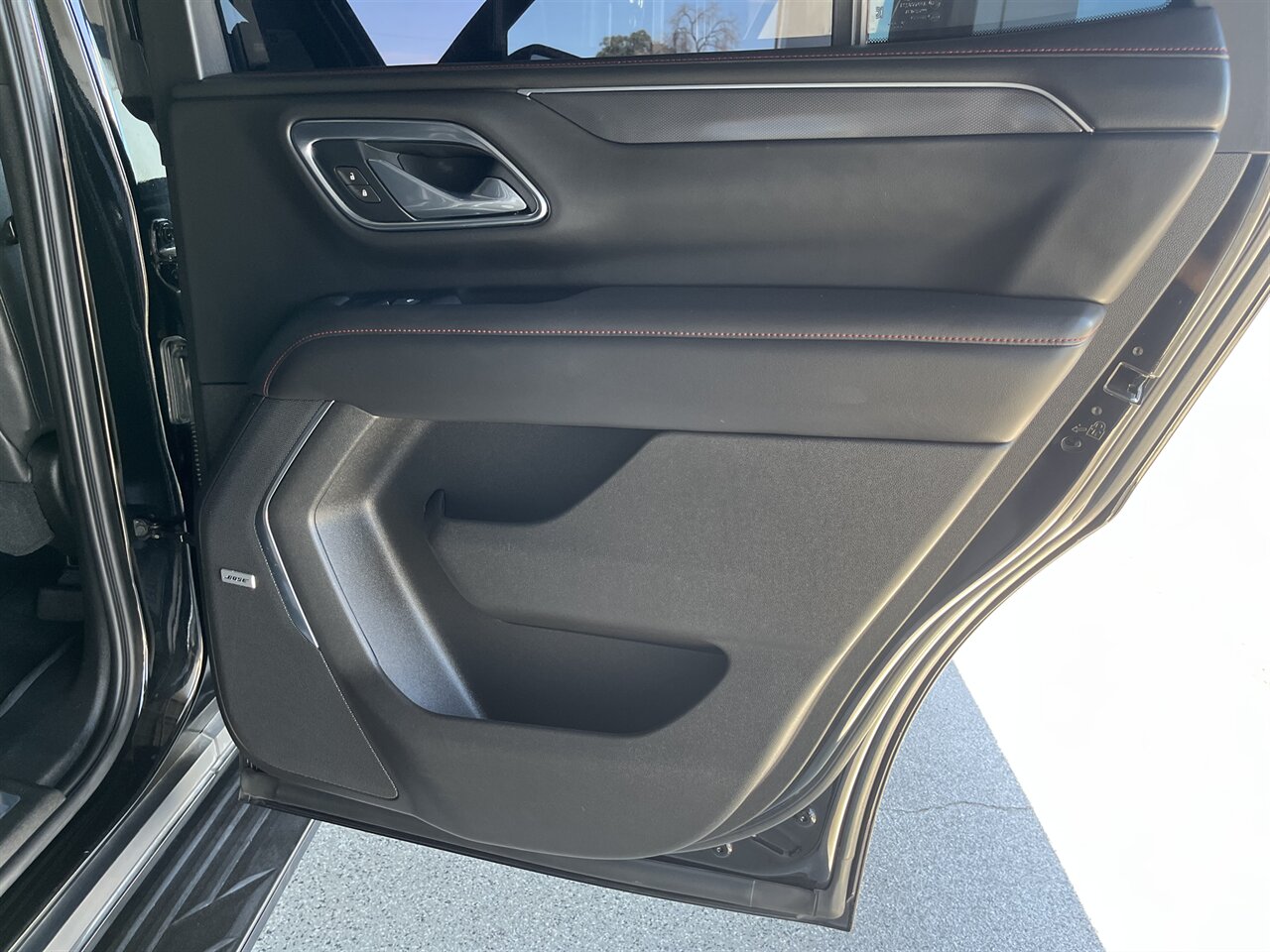 2021 Chevrolet Tahoe RST Dual Entertainment Screens - Photo 35 - Victorville, CA 92392