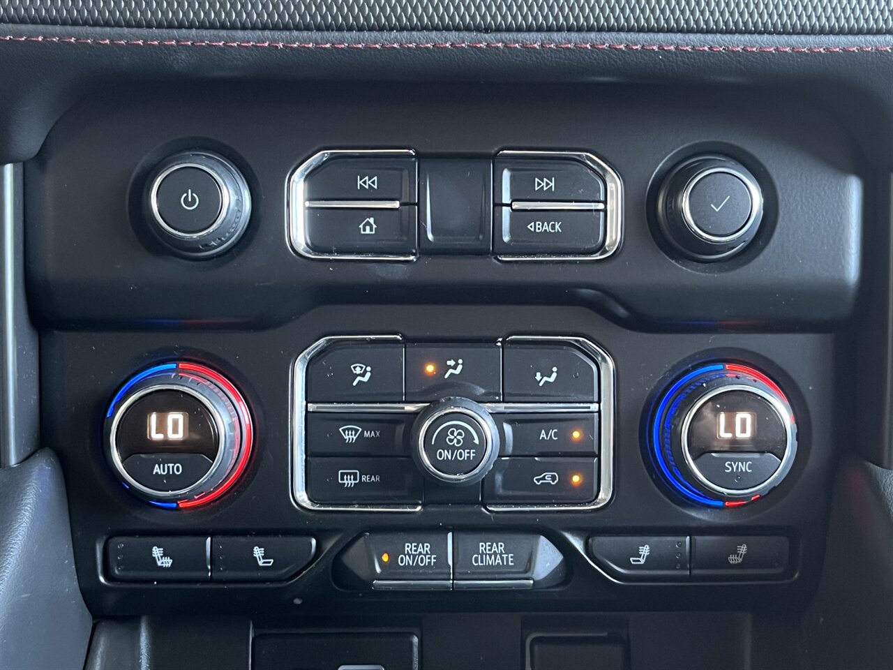 2021 Chevrolet Tahoe RST Dual Entertainment Screens - Photo 17 - Victorville, CA 92392