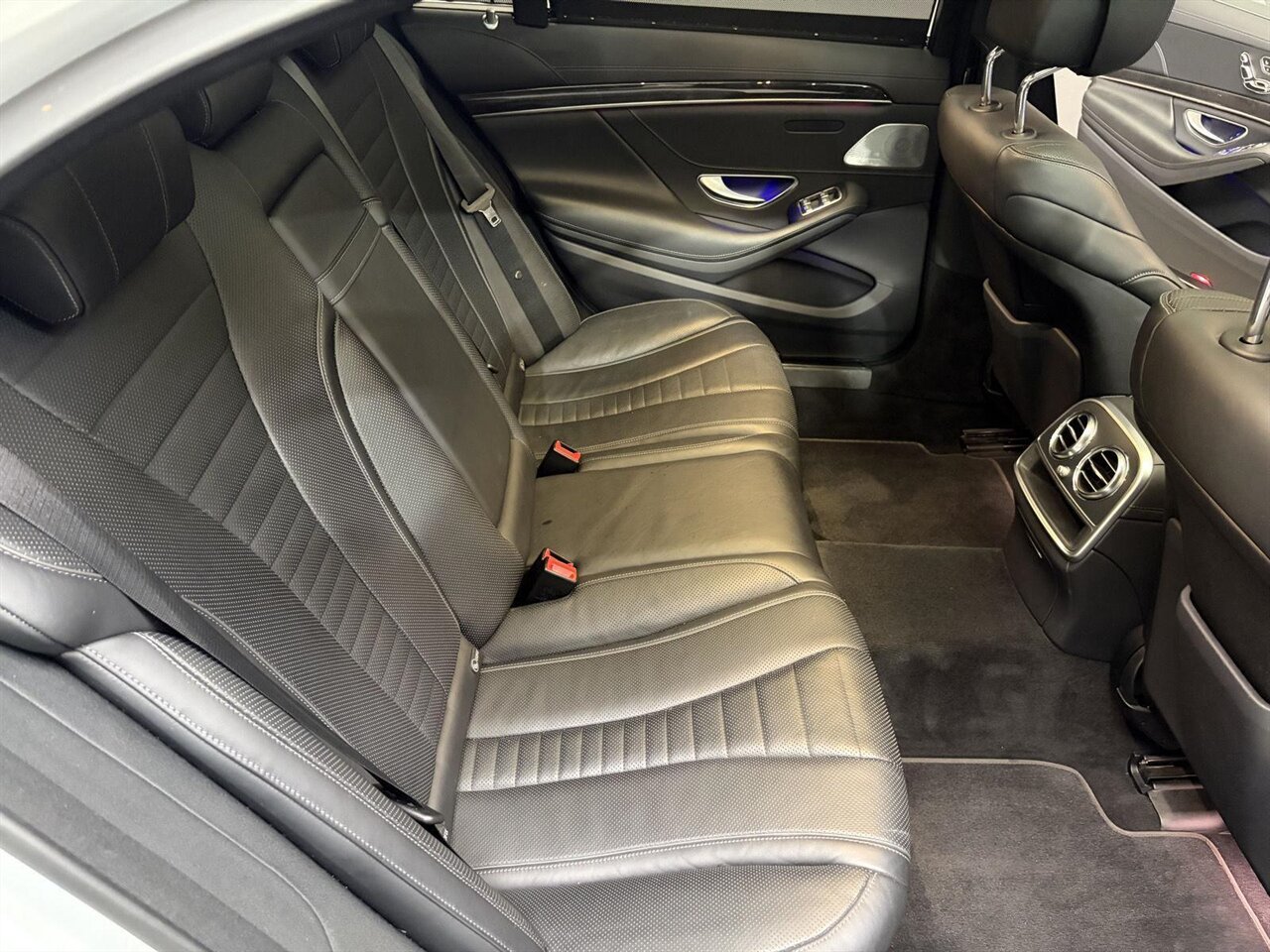 2020 Mercedes-Benz S 560   - Photo 33 - Victorville, CA 92392