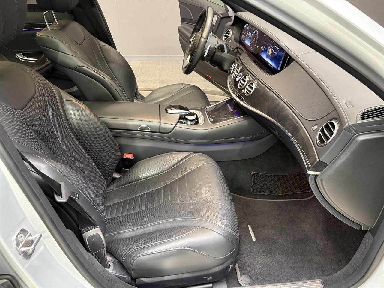 2020 Mercedes-Benz S 560   - Photo 29 - Victorville, CA 92392