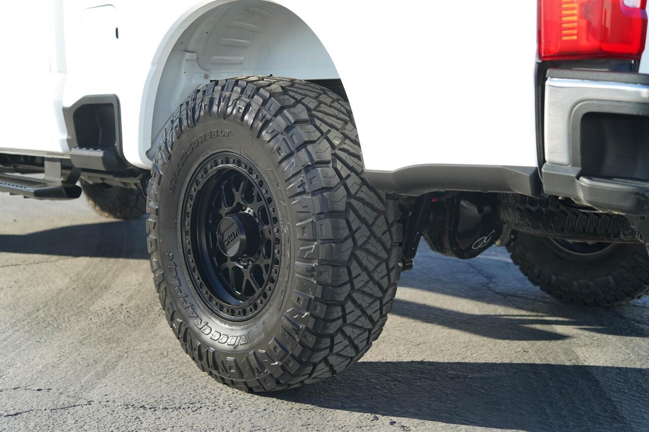 2024 Ford F-250 Super Duty XLT   - Photo 13 - Victorville, CA 92392