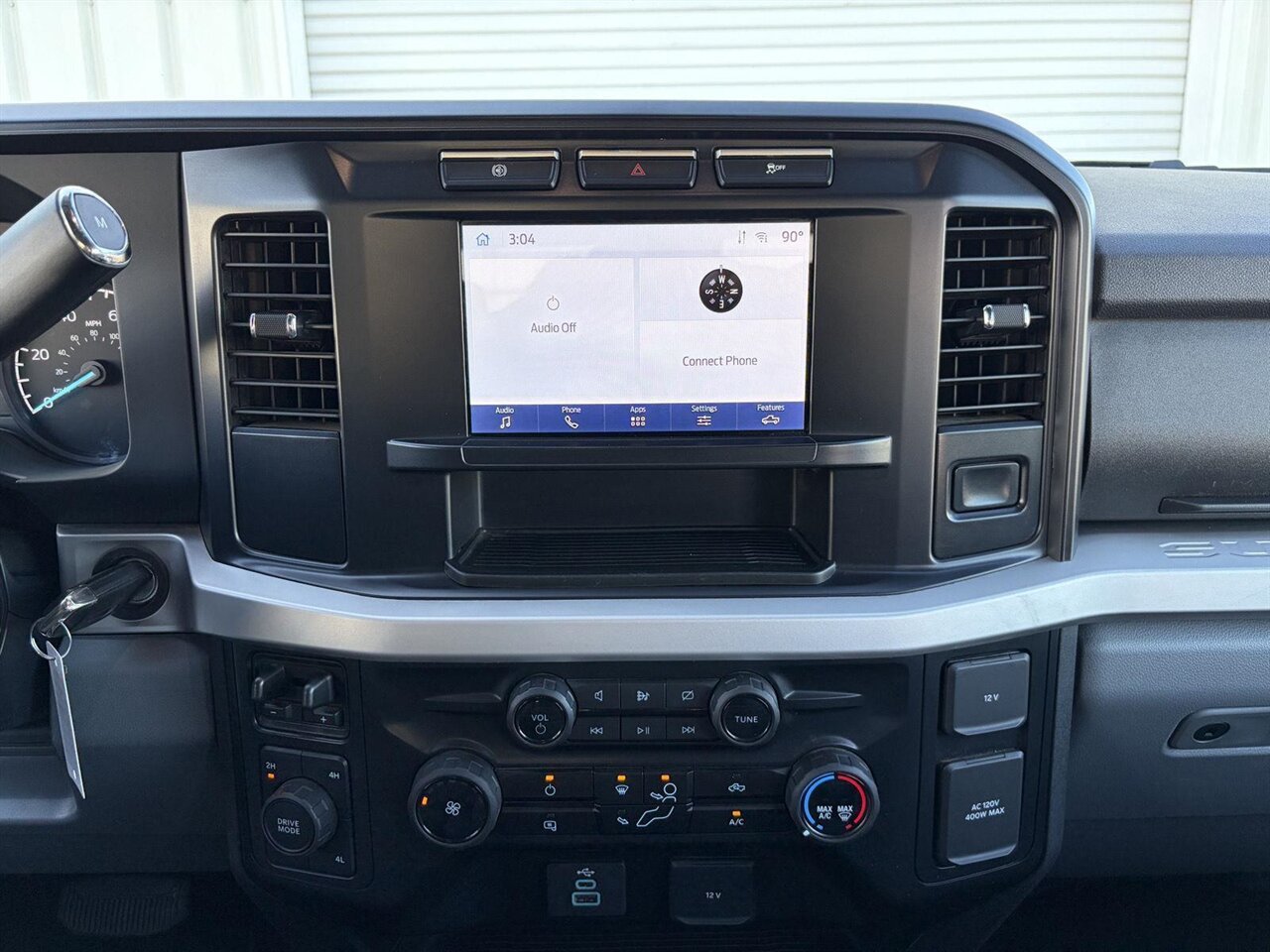 2024 Ford F-250 Super Duty XLT   - Photo 29 - Victorville, CA 92392