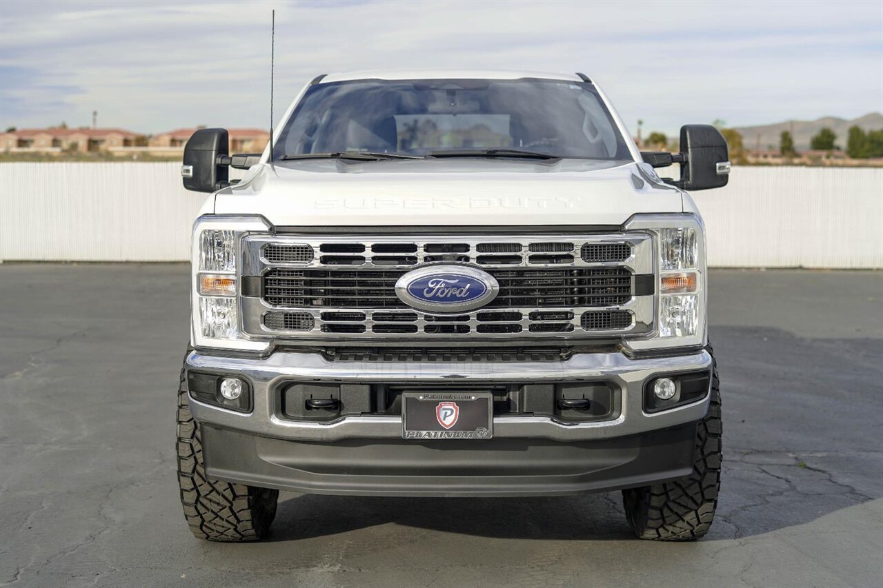 2024 Ford F-250 Super Duty XLT   - Photo 8 - Victorville, CA 92392