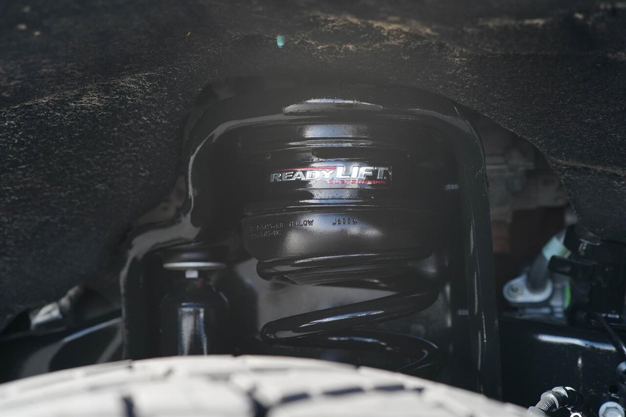 2024 Ford F-250 Super Duty XLT   - Photo 12 - Victorville, CA 92392