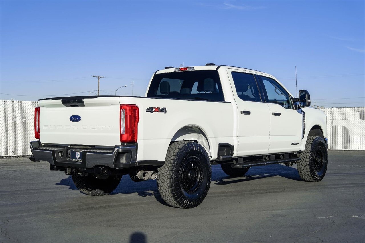 2024 Ford F-250 Super Duty XLT   - Photo 6 - Victorville, CA 92392
