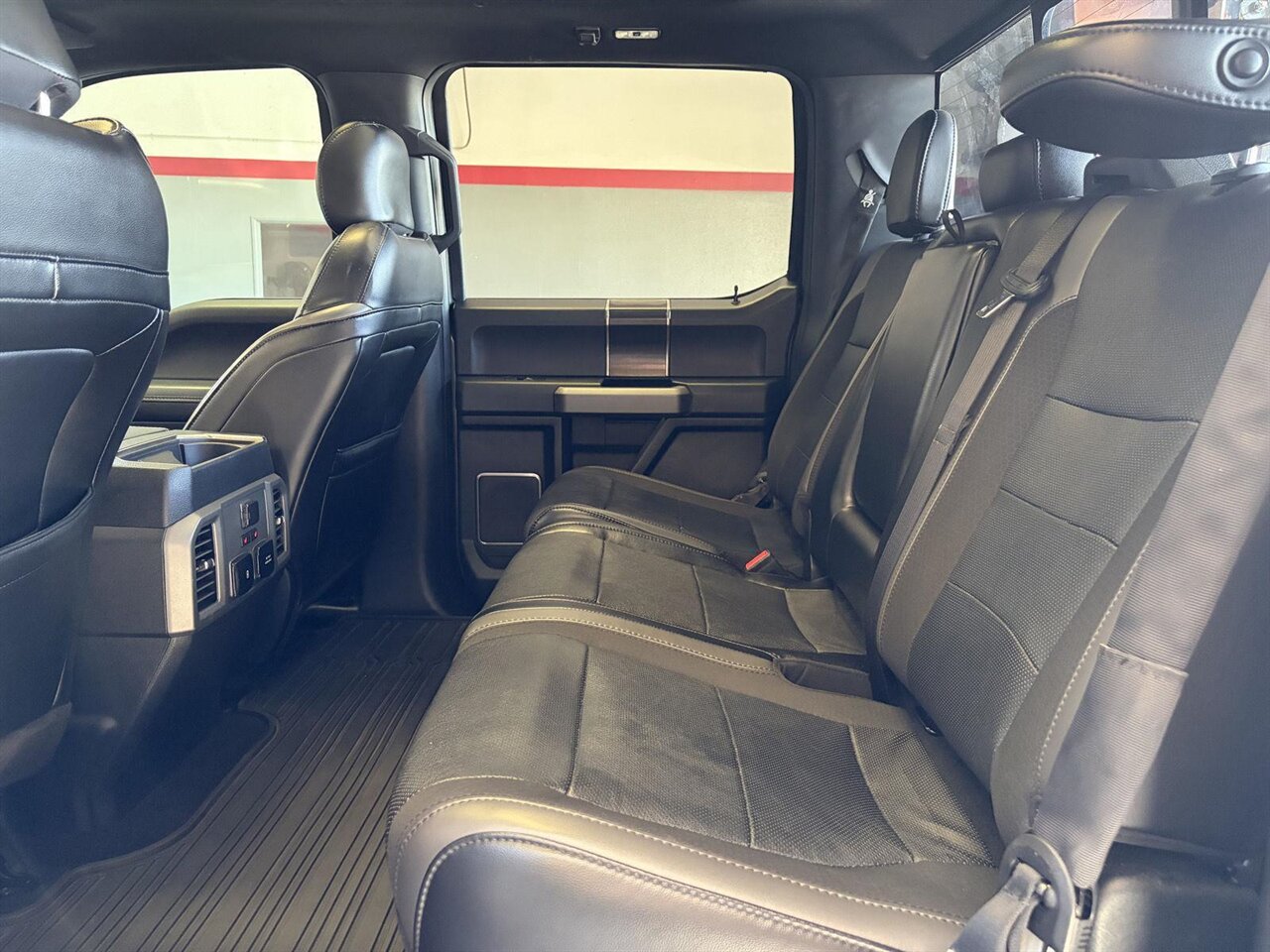 2019 Ford F-150 Raptor One Owner Low Miles! - Photo 24 - Victorville, CA 92392