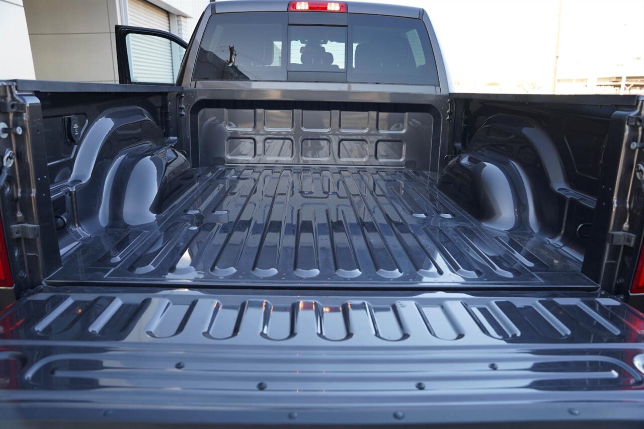 2024 RAM 2500 Laramie   - Photo 16 - Victorville, CA 92392