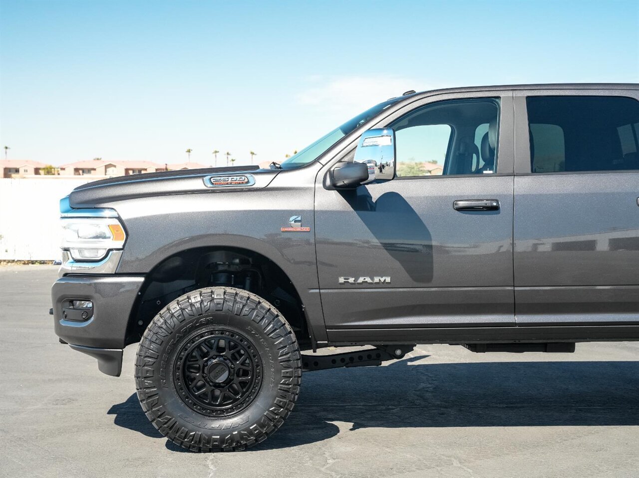 2024 RAM 2500 Laramie  Level Kit - KMC Wheels - Nitto Tires - Photo 13 - Victorville, CA 92392