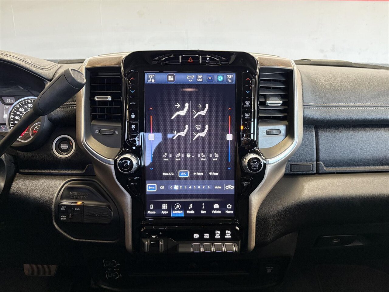 2024 RAM 2500 Laramie  Level Kit - KMC Wheels - Nitto Tires - Photo 32 - Victorville, CA 92392