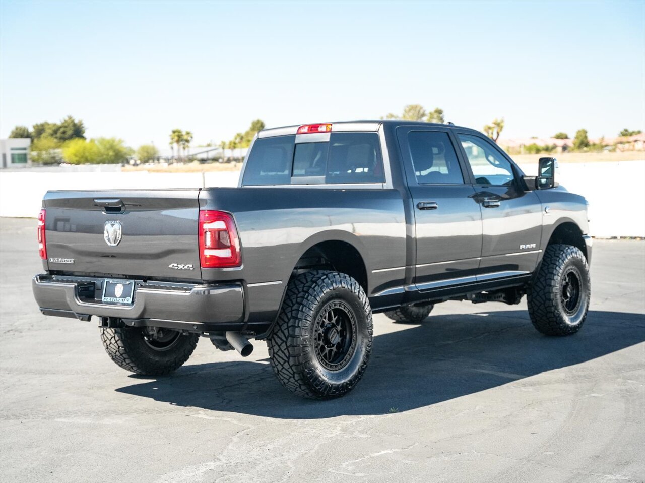 2024 RAM 2500 Laramie  Level Kit - KMC Wheels - Nitto Tires - Photo 6 - Victorville, CA 92392