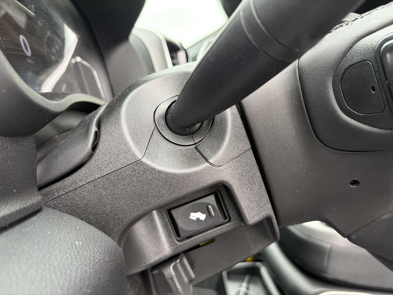 2026 RAM 2500 Laramie   - Photo 16 - Victorville, CA 92392