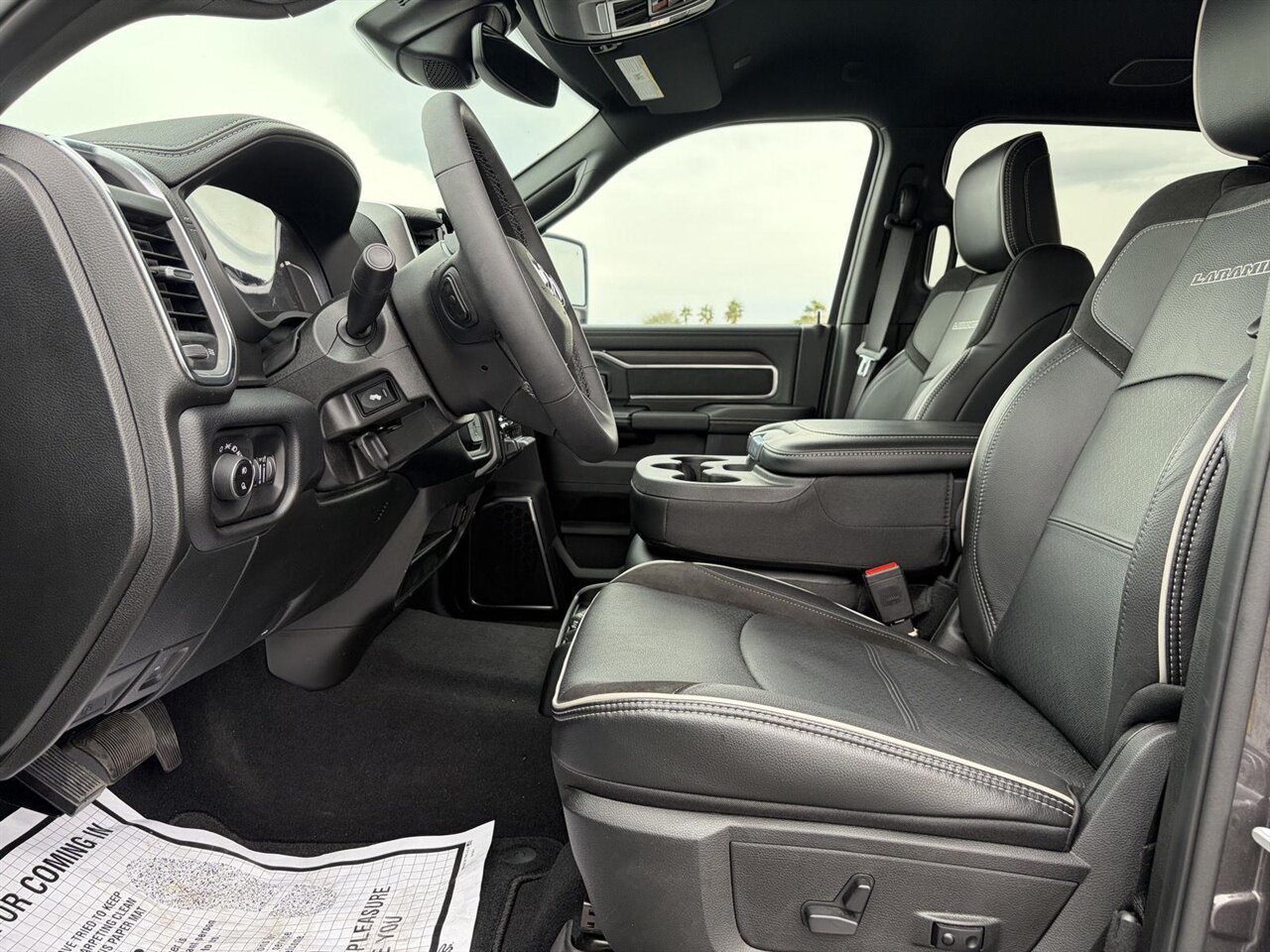 2026 RAM 2500 Laramie   - Photo 2 - Victorville, CA 92392