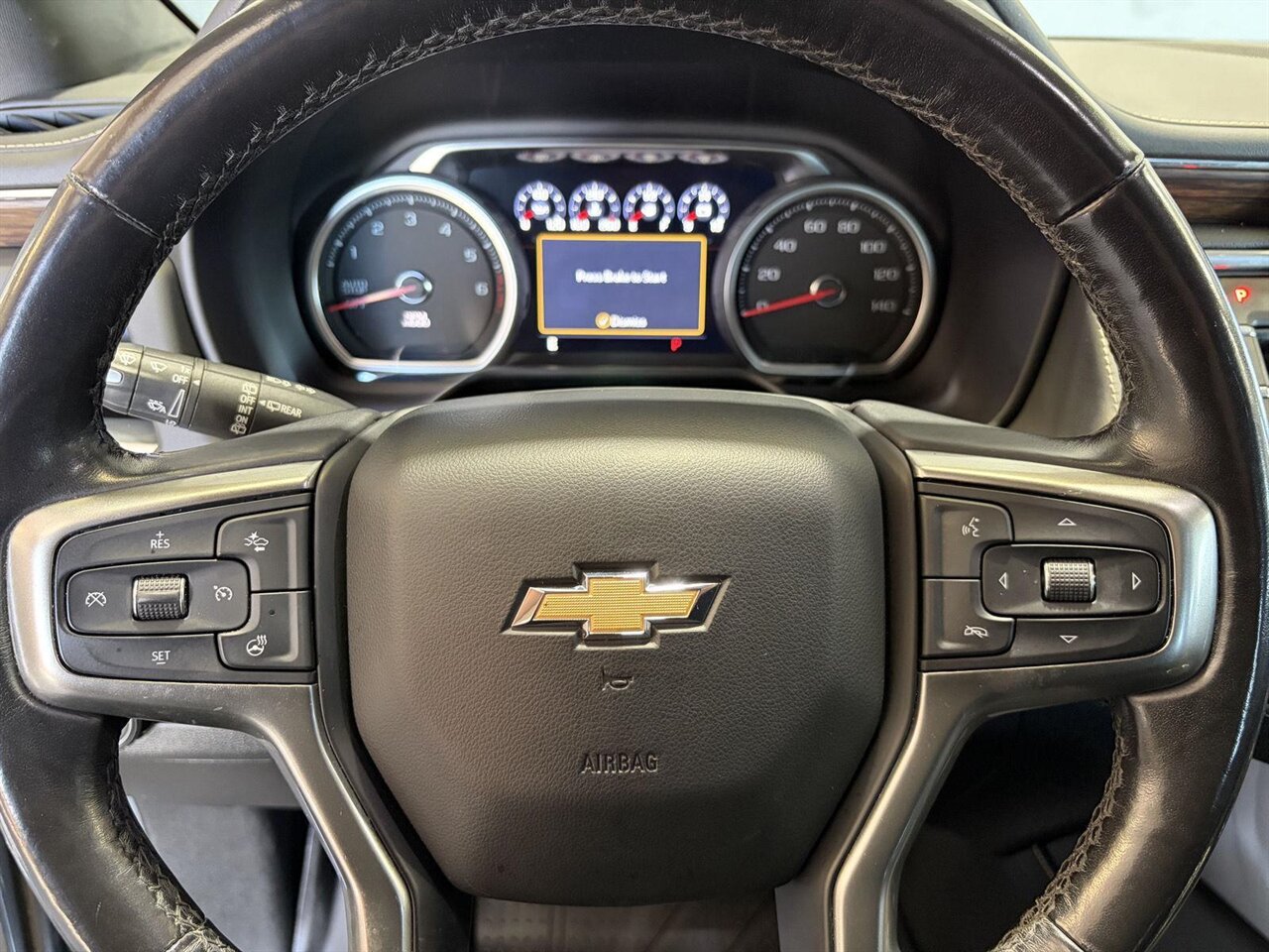 2021 Chevrolet Tahoe Premier   - Photo 17 - Victorville, CA 92392