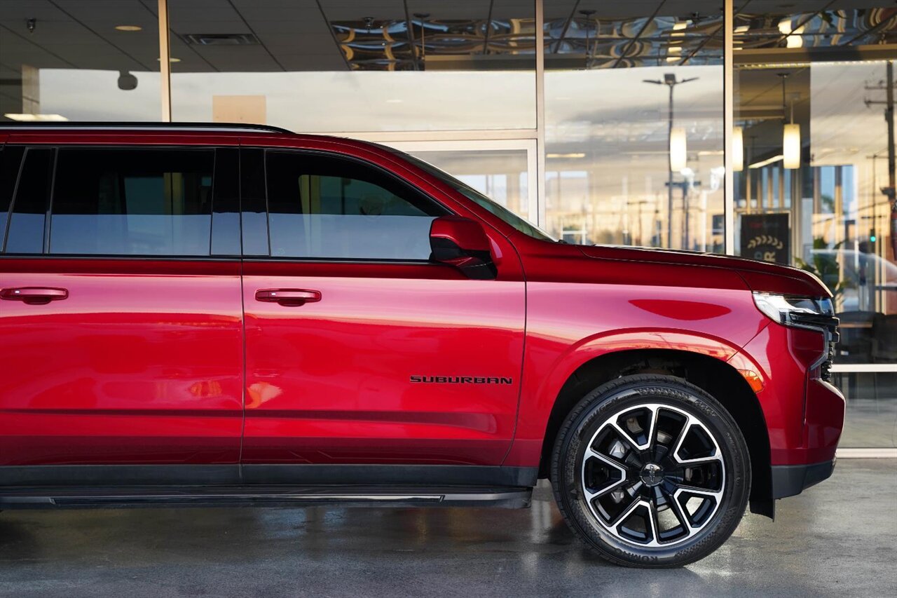 2021 Chevrolet Suburban RST   - Photo 11 - Victorville, CA 92392