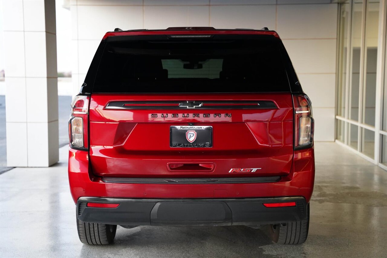 2021 Chevrolet Suburban RST   - Photo 18 - Victorville, CA 92392