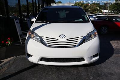 2017 Toyota Sienna LE 8-Passenger   - Photo 3 - Roswell, GA 30075