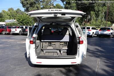 2017 Toyota Sienna LE 8-Passenger   - Photo 30 - Roswell, GA 30075
