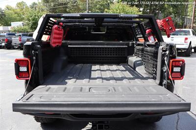 2020 Jeep Gladiator Rubicon  Lifted With Lots of Accessories - Photo 9 - Roswell, GA 30075