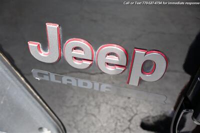 2020 Jeep Gladiator Rubicon  Lifted With Lots of Accessories - Photo 12 - Roswell, GA 30075