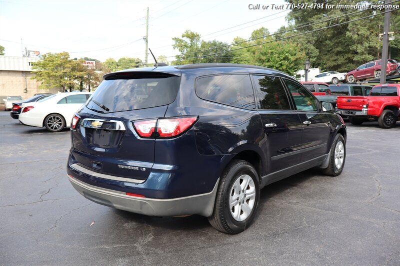 2016 Chevrolet Traverse LS photo 5