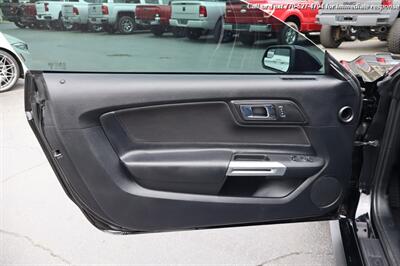 2017 Ford Mustang GT  Coyote Engine! manual transmission - Photo 12 - Roswell, GA 30075