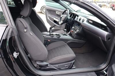 2017 Ford Mustang GT  Coyote Engine! manual transmission - Photo 23 - Roswell, GA 30075
