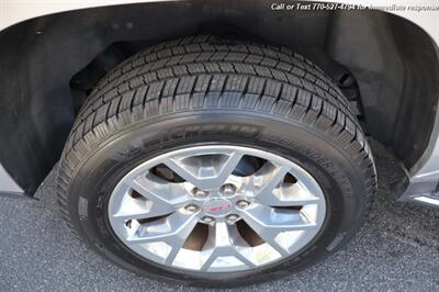 2017 GMC Yukon XL SLT   - Photo 9 - Roswell, GA 30075