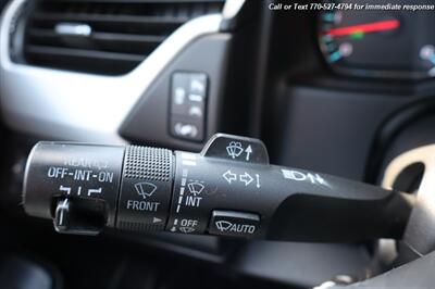 2017 GMC Yukon XL SLT   - Photo 15 - Roswell, GA 30075