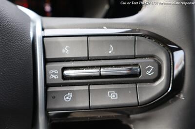 2023 Chevrolet Colorado LT  with bed cover - Photo 18 - Roswell, GA 30075