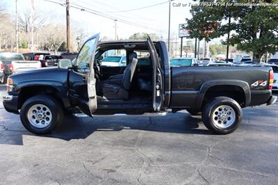2005 GMC Sierra 2500HD SLT  Good Work Truck! - Photo 13 - Roswell, GA 30075