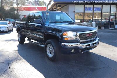 2005 GMC Sierra 2500HD SLT  Good Work Truck! - Photo 4 - Roswell, GA 30075